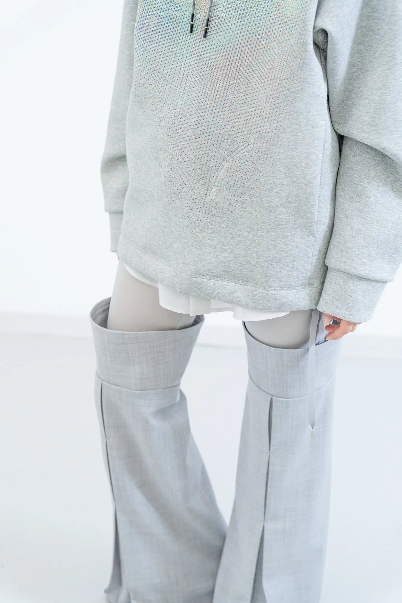 Hourglass Gaiters / grey